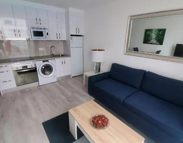 Atlantic View 1b 2 Bedrooms Ground Floor, Complex Featured On A Place In The Sun Apartment Puerto del Carmen (Lanzarote)